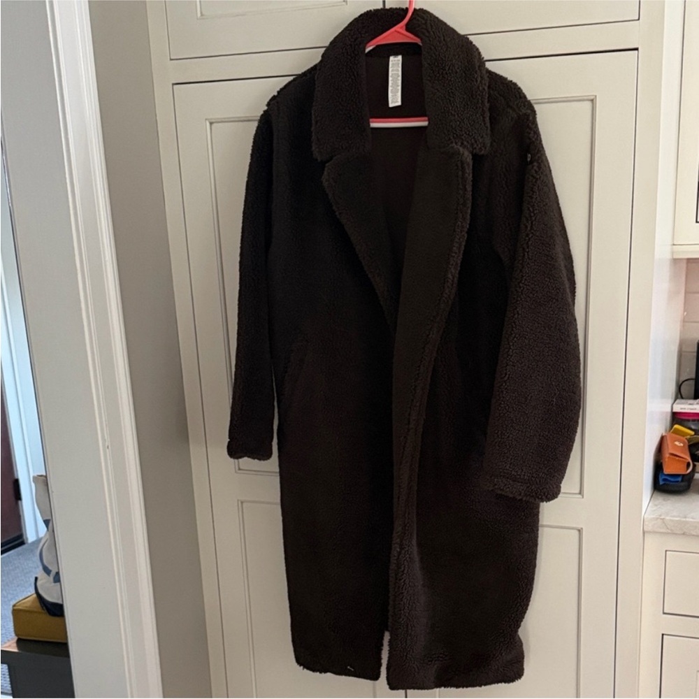 ALO Yoga Chocolate Brown Sherpa Jacket